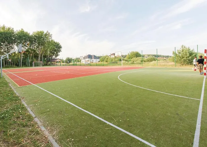 Beautiful In With Kitchen *